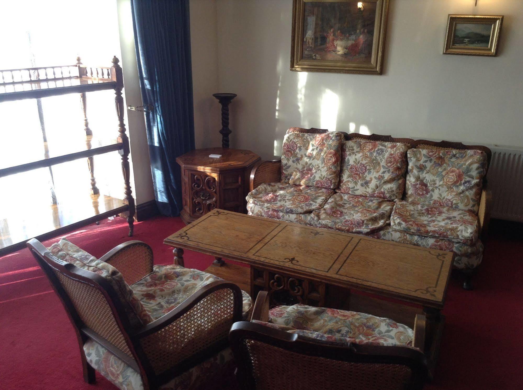 Hotel The Crown Mundford